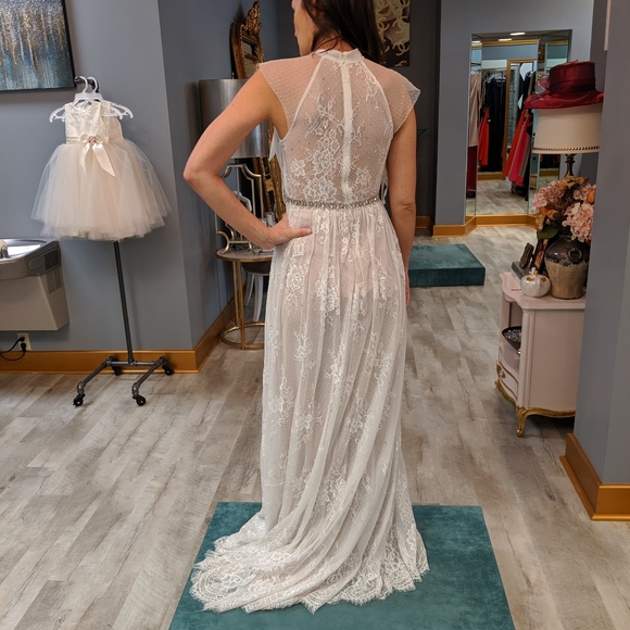 Mac Duggal white dress - Picture 5 of 5